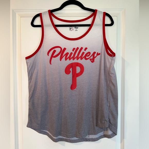 Tops - Womens Phillies Tank Top NWOT